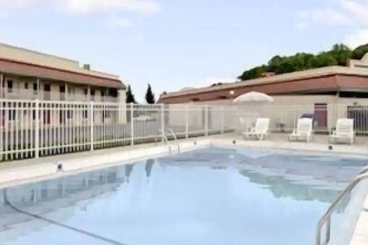 Americas Best Value Inn Marion Nc Esterno foto